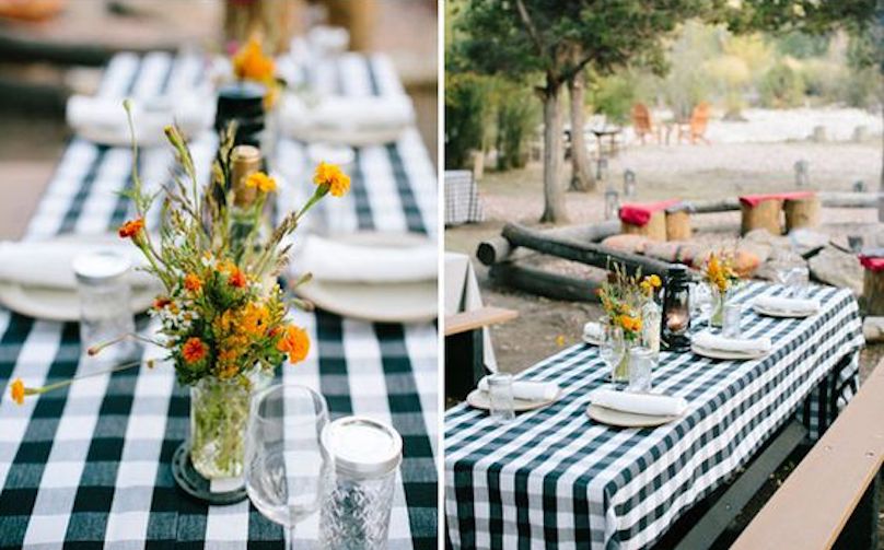 Gedekte tuintafel met Groen geruit tafelkleed van Bamar Lifestyle