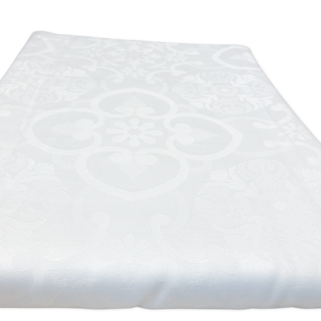Opgevouwen Tafelkleed Faro wit 168 x 250 (teflon gecoat) - Bamar Lifestyle