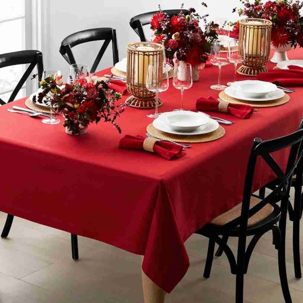 Rood tafelkleed (Hotelkwaliteit: 250 gr/m2) - 100% damast katoen - Bamar Lifestyle