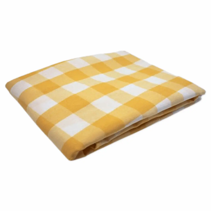 Opgevouwen geel wit geruit tafelkleed - Bamar Lifestyle