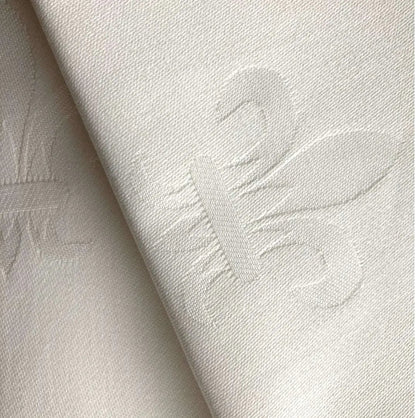 Franse lelie ivoor (Hotelkwaliteit: 250 gr/m2) - 100% katoen damast - Bamar Lifestyle