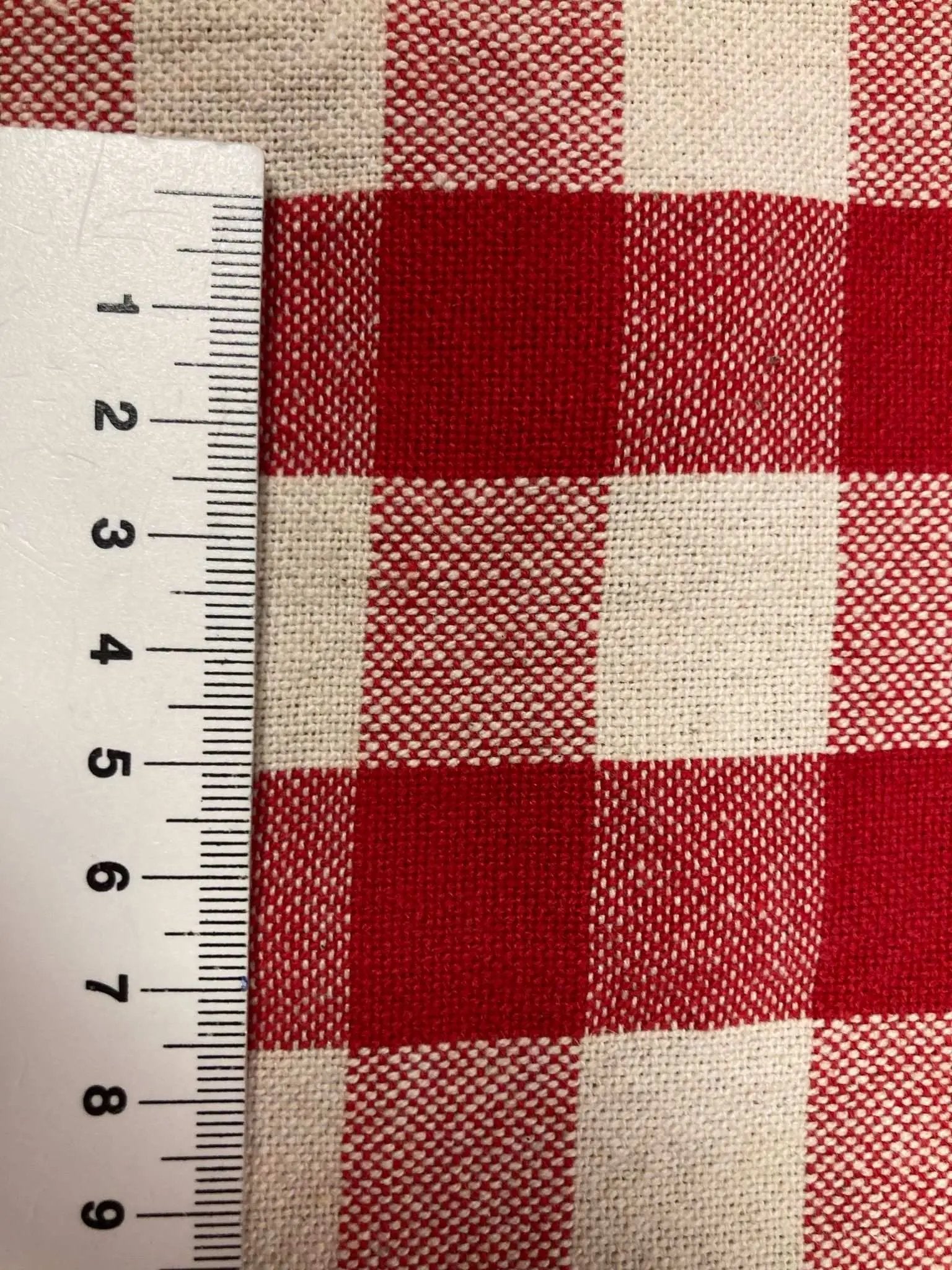 Afmeting rood geblokt tafelkleed