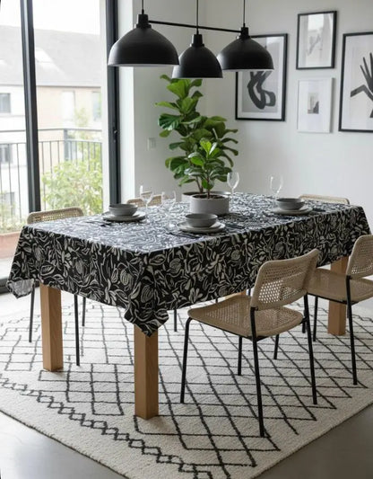 Zwart Modern Tafelkleed Labrera - Bamar Lifestyle