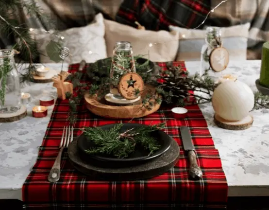 Tafelloper Schotse ruit rood op tafel - Windsor - Bamar Lifestyle