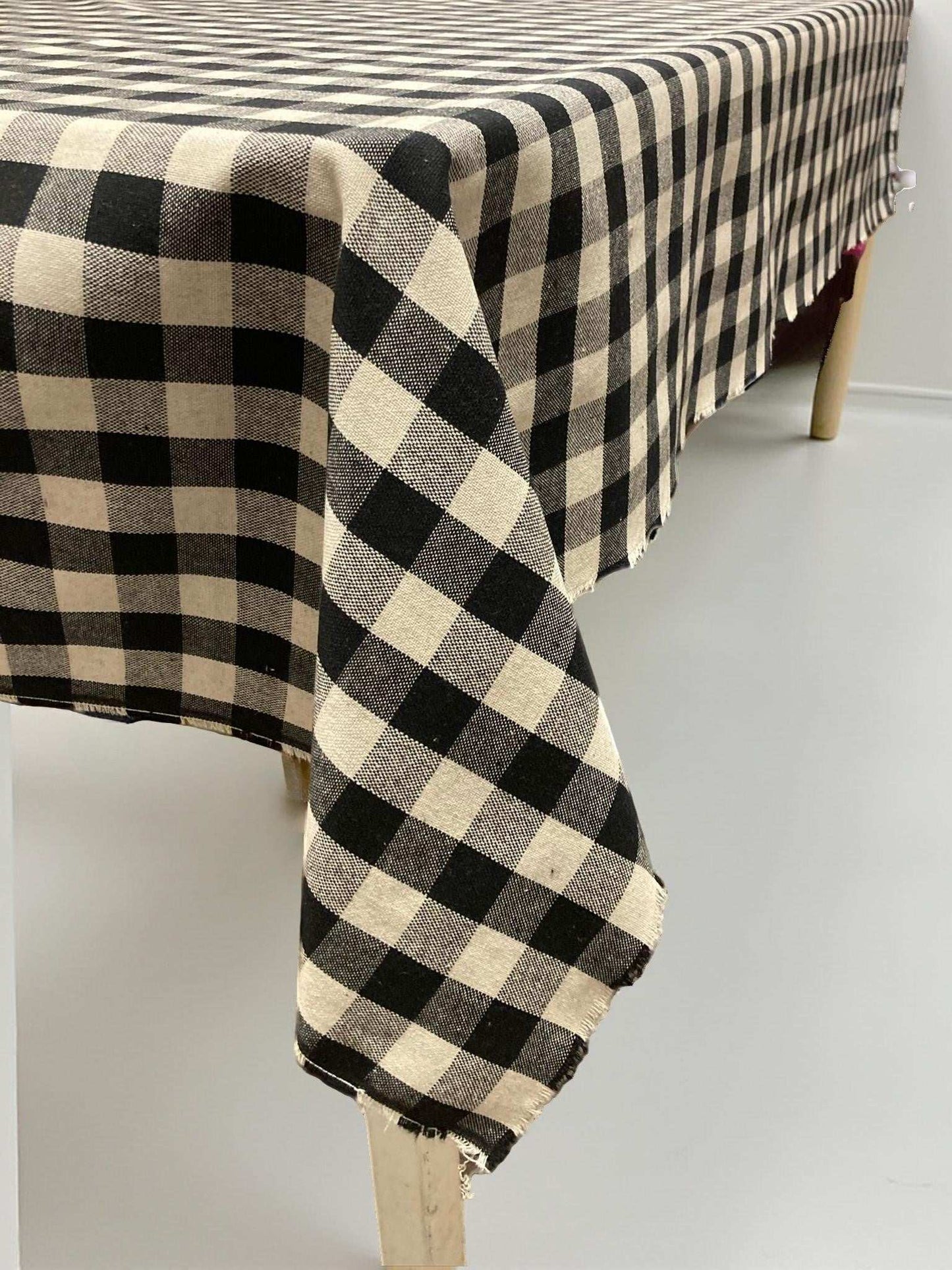 Zwart Geblokt Tafelkleed Céline - Bamar Lifestyle